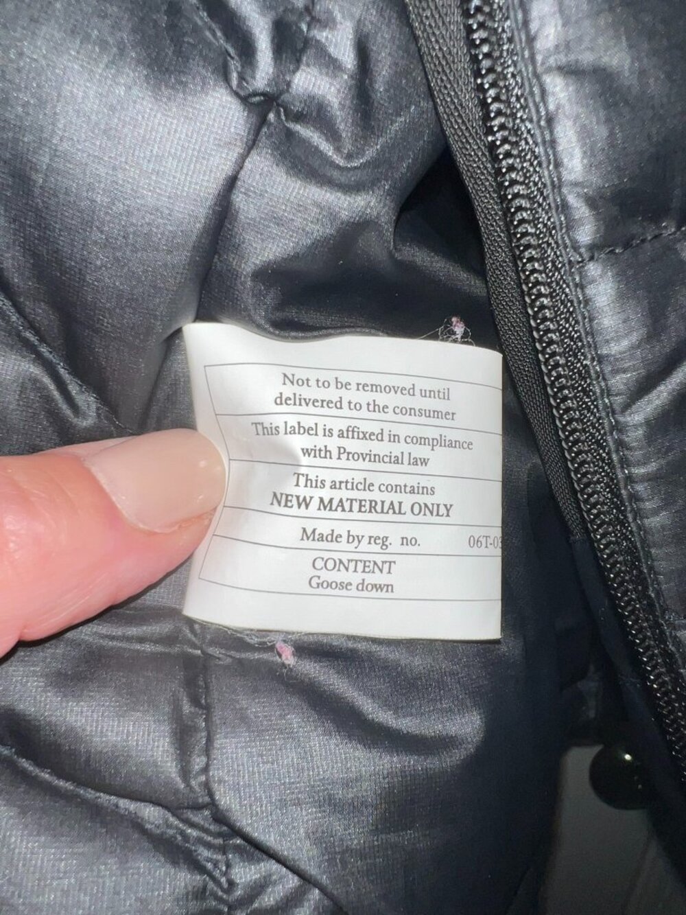 Patagonia black down vest - worn few times - Picture 5 of 6